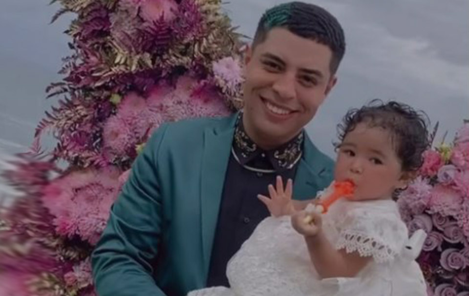 Eduin Caz tira la casa por la ventana en el bautizo de su hija