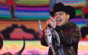 Christian Nodal, cobra, concierto