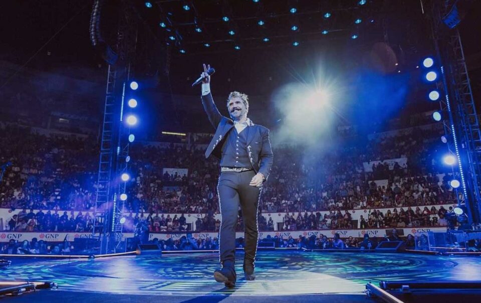 Alejandro Fernández lanza “No Me Sé Rajar” tributo a Vicente Fernández